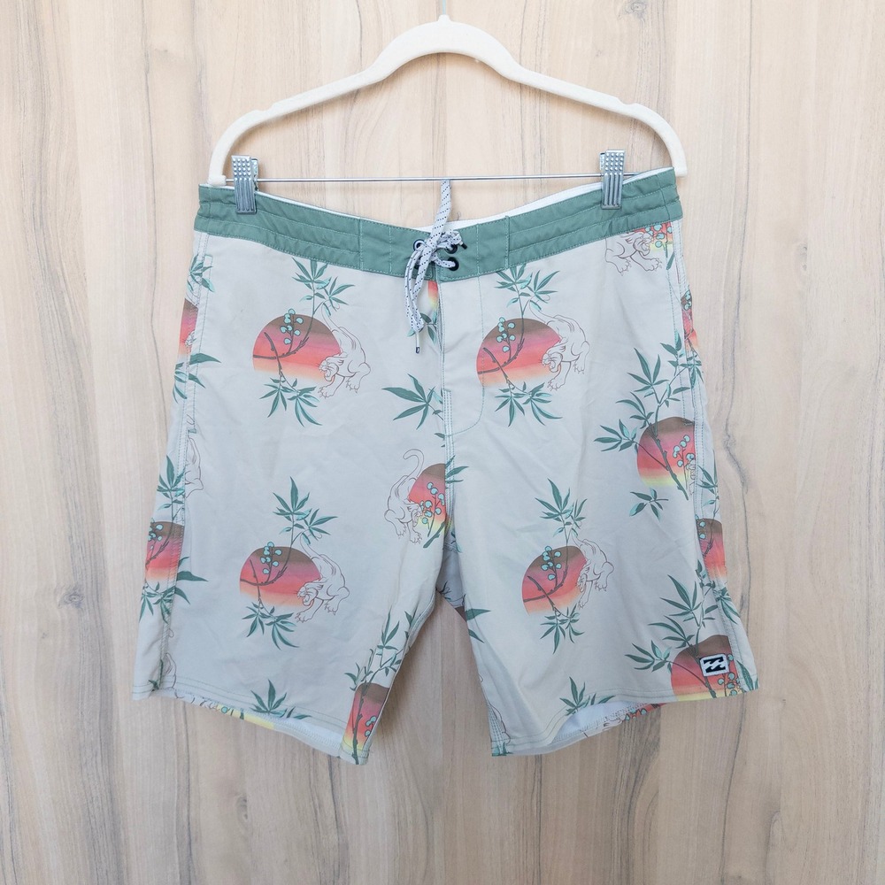Billabong Mens Board Shorts 33 Green Tiger Print Sundays Lo Tide Upcycler Surf